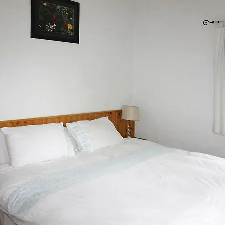Holiday Homes - Eir05043-fyc *
